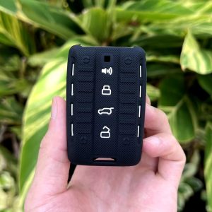 TANK 300 N 500 - BLACK AND WHITE SILICONE KEY CASE